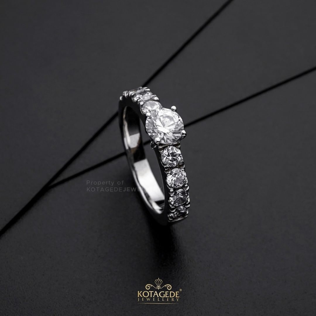 Cincin Kawin Tunangan Emas Putih Solitaire Eternity WG0505