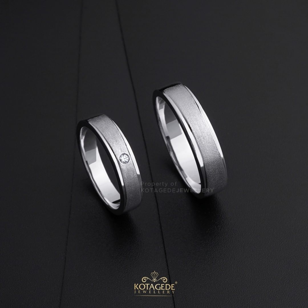 Cincin Kawin Tunangan Platidium Emas Putih Couple PTD0507WG