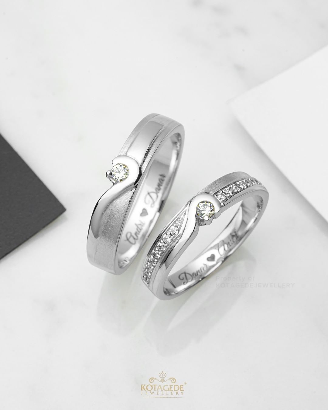 Cincin Kawin Tunangan Platidium Emas Putih Unique Couple PTD0542WG