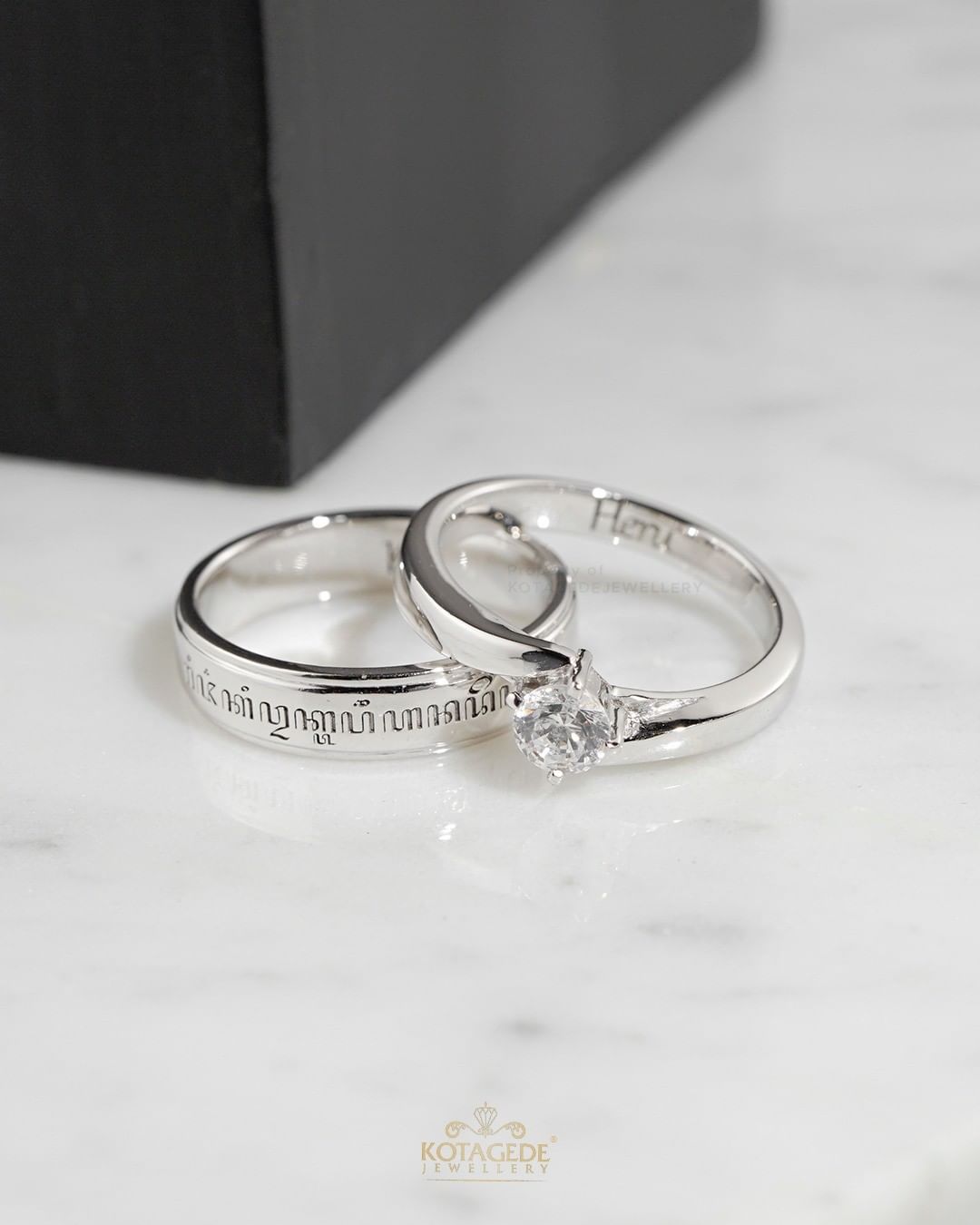 Cincin Kawin Tunangan Platidium Couple Laser Jawa Solitaire PTD0548PTD
