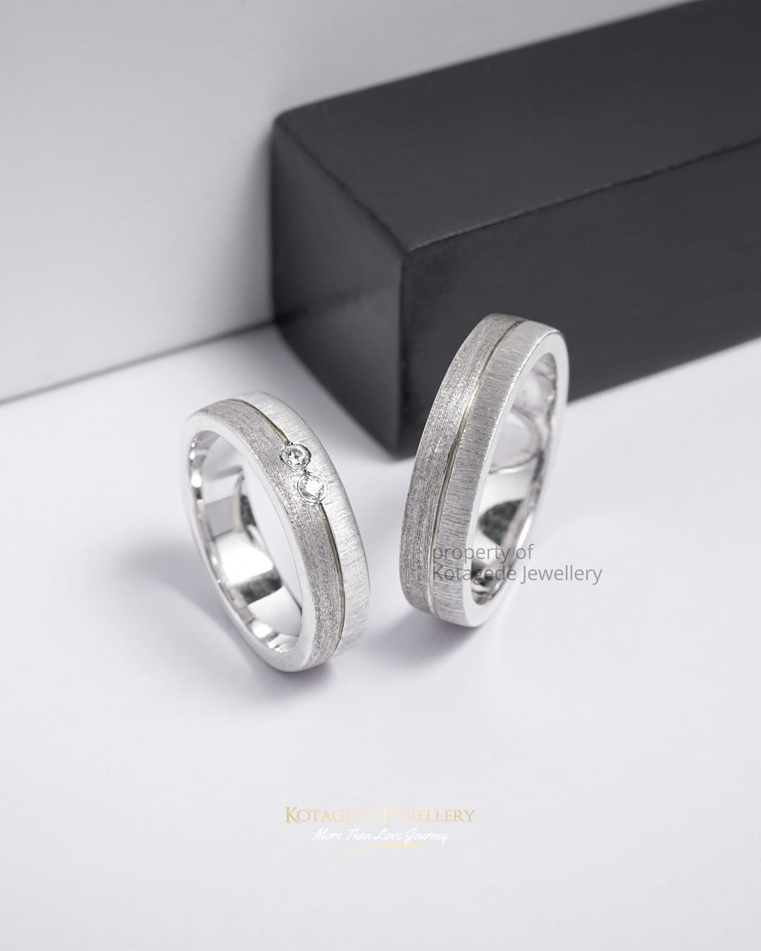 Cincin Kawin Tunangan Platidium Couple Doff Amplas PTD0583PTD