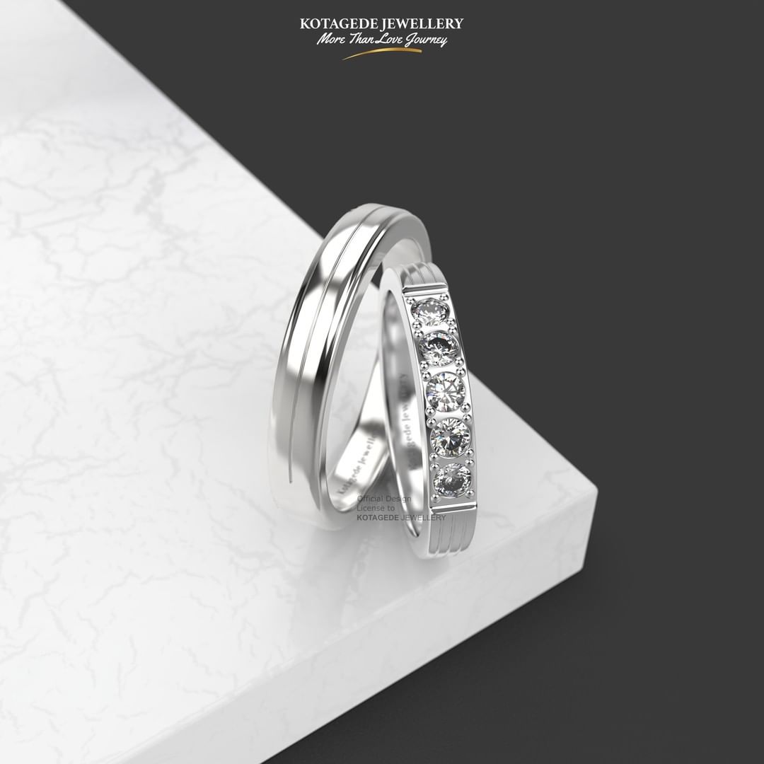 Cincin Kawin Tunangan Platidium Five Diamonds Half Eternity PTD0586PTD