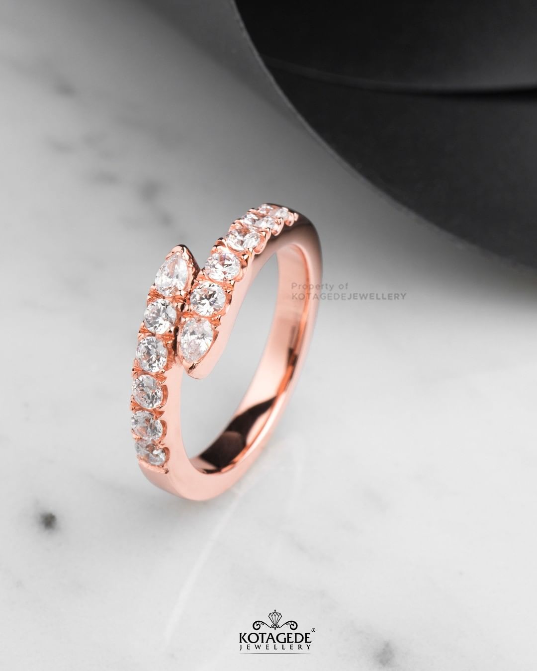 Cincin Kawin Tunangan Rosegold Crossover Half Eternity RG0657