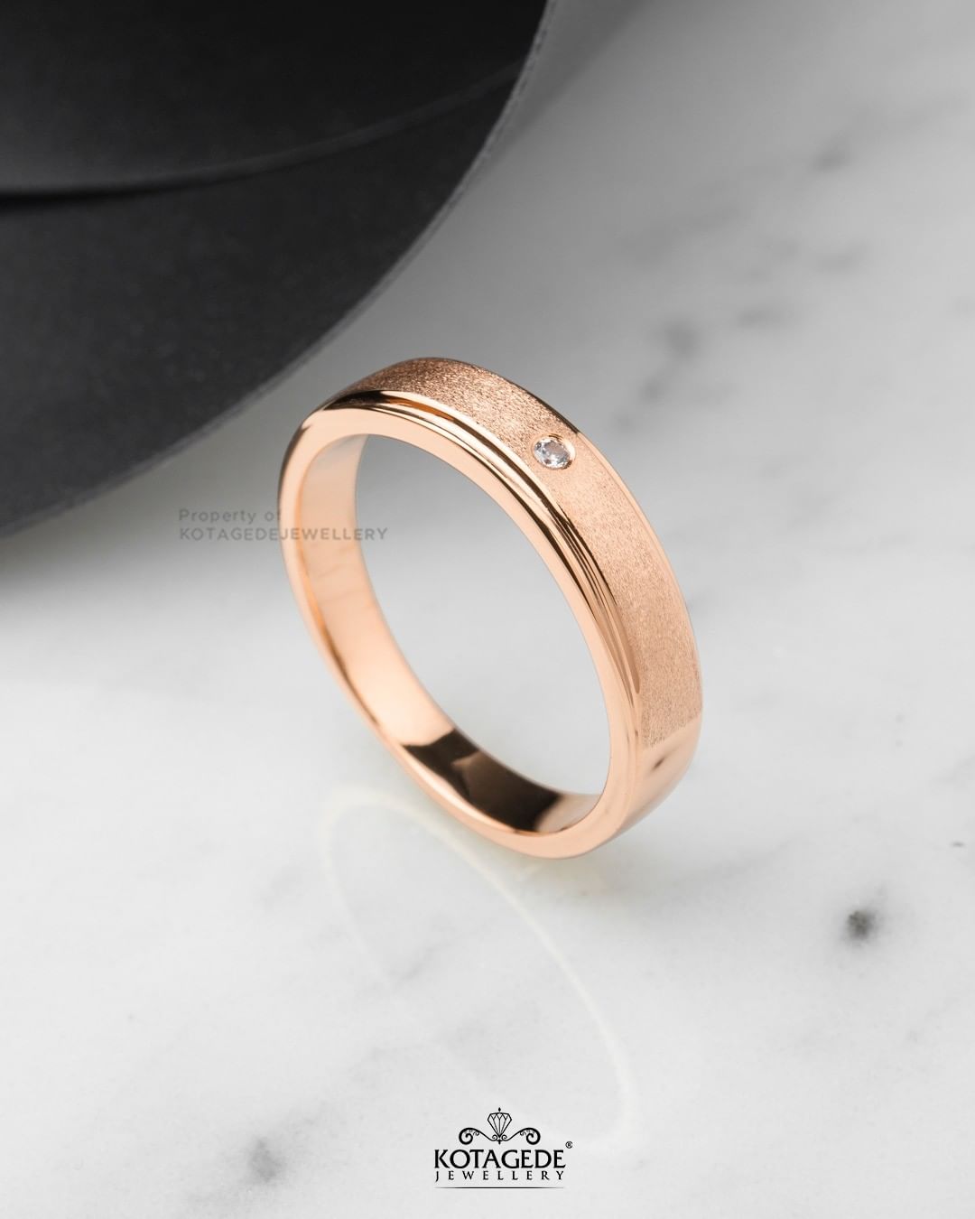 Cincin Kawin Tunangan Rosegold Simple Solitaire Glossy Edge RG0656