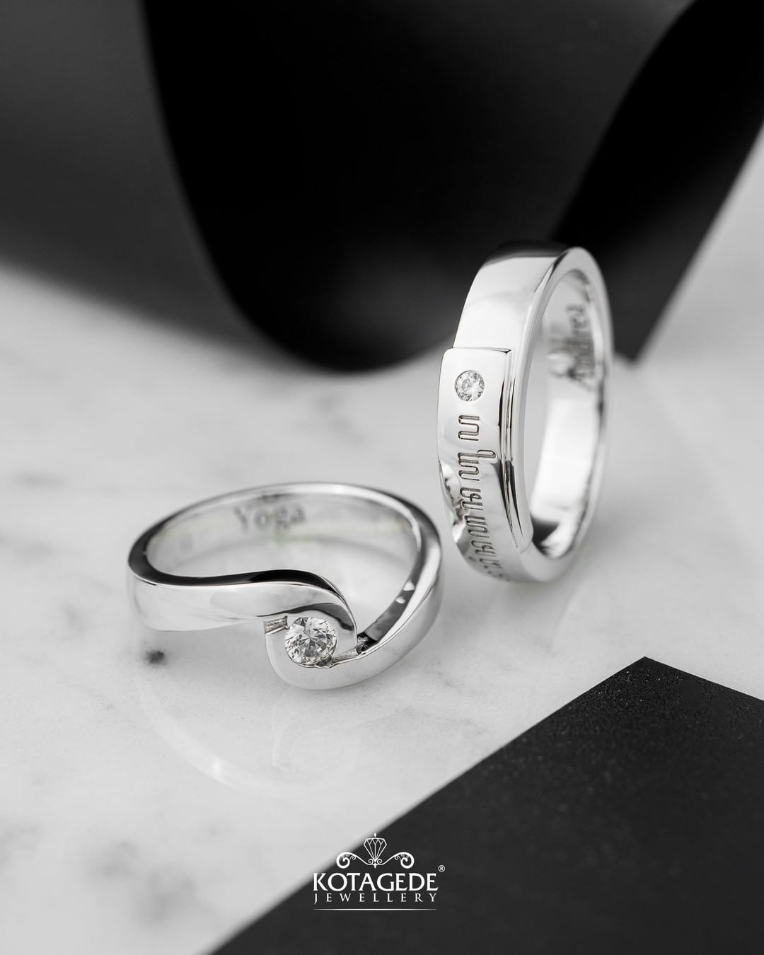 Cincin Kawin Tunangan Platidium Emas Putih Swirl Crystal Laser Jawa PTD0712WG