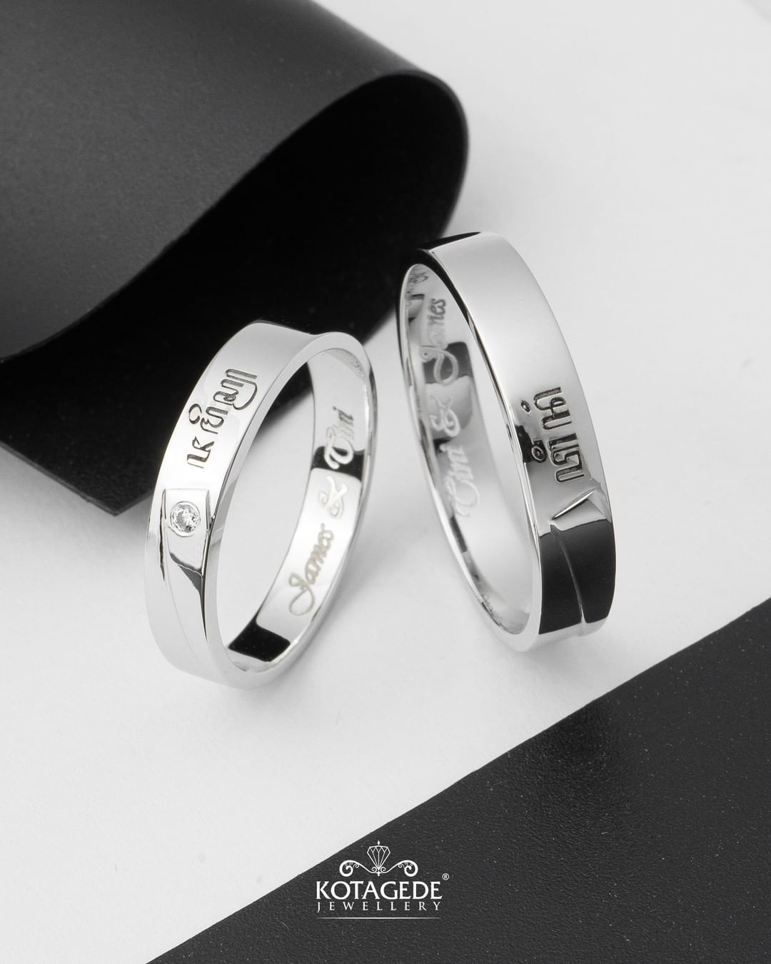 Cincin Kawin Tunangan Emas Putih Couple Lakser Aksara Jawa WG0738WG
